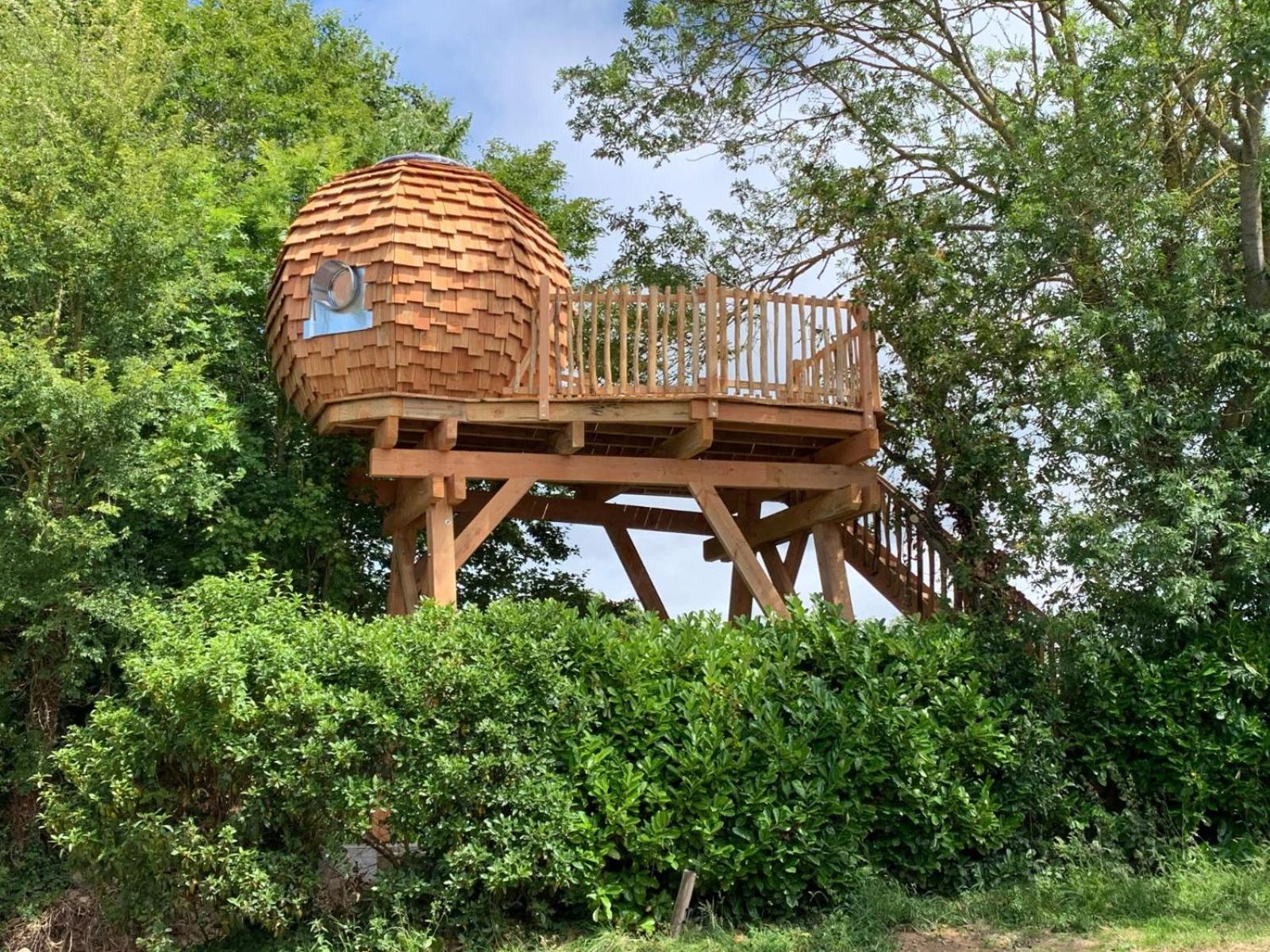 La Ville Es Renais - Ferme Et Maison D'Hotes Insolite Erquy Exterior foto
