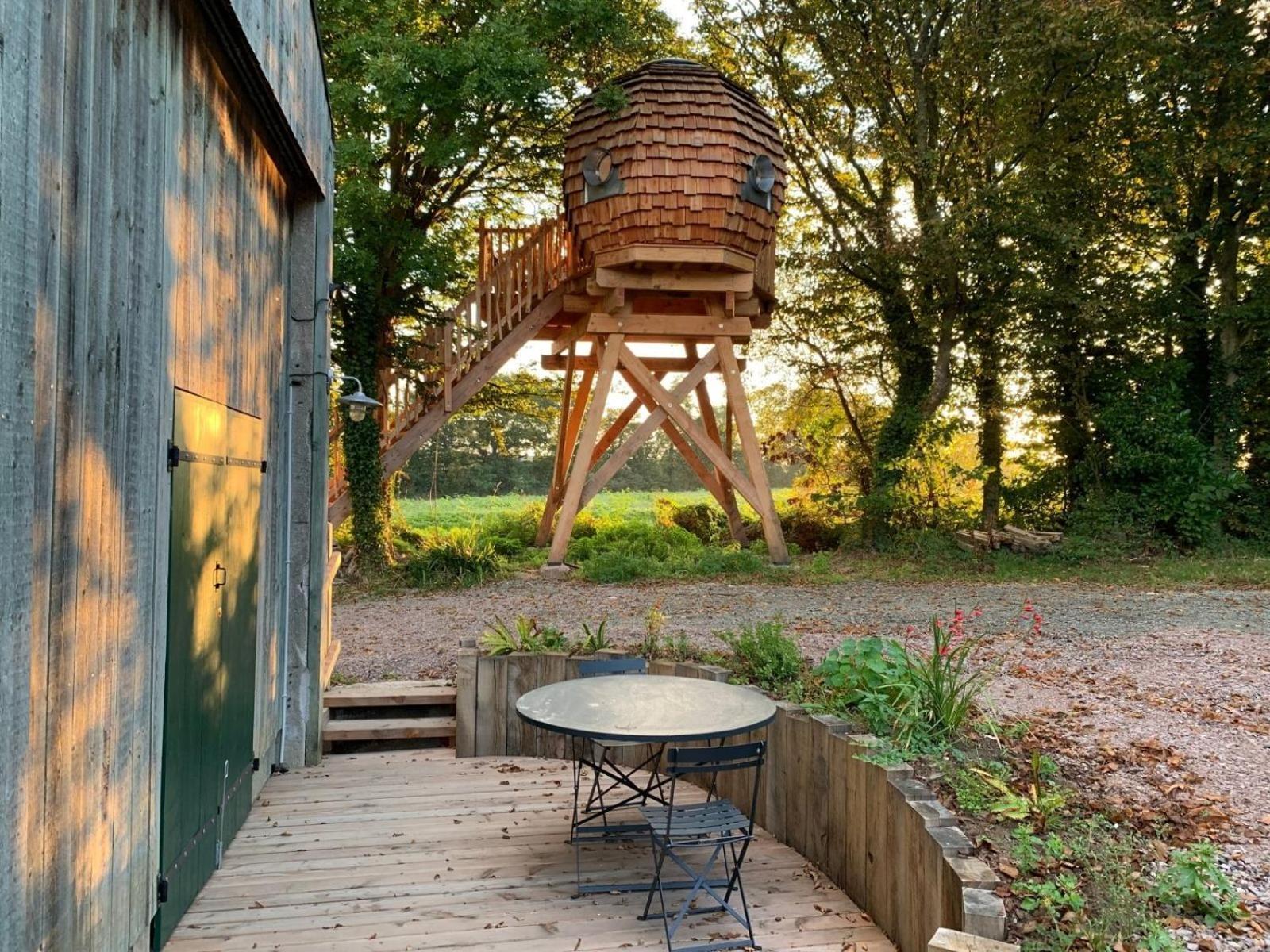 La Ville Es Renais - Ferme Et Maison D'Hotes Insolite Erquy Exterior foto
