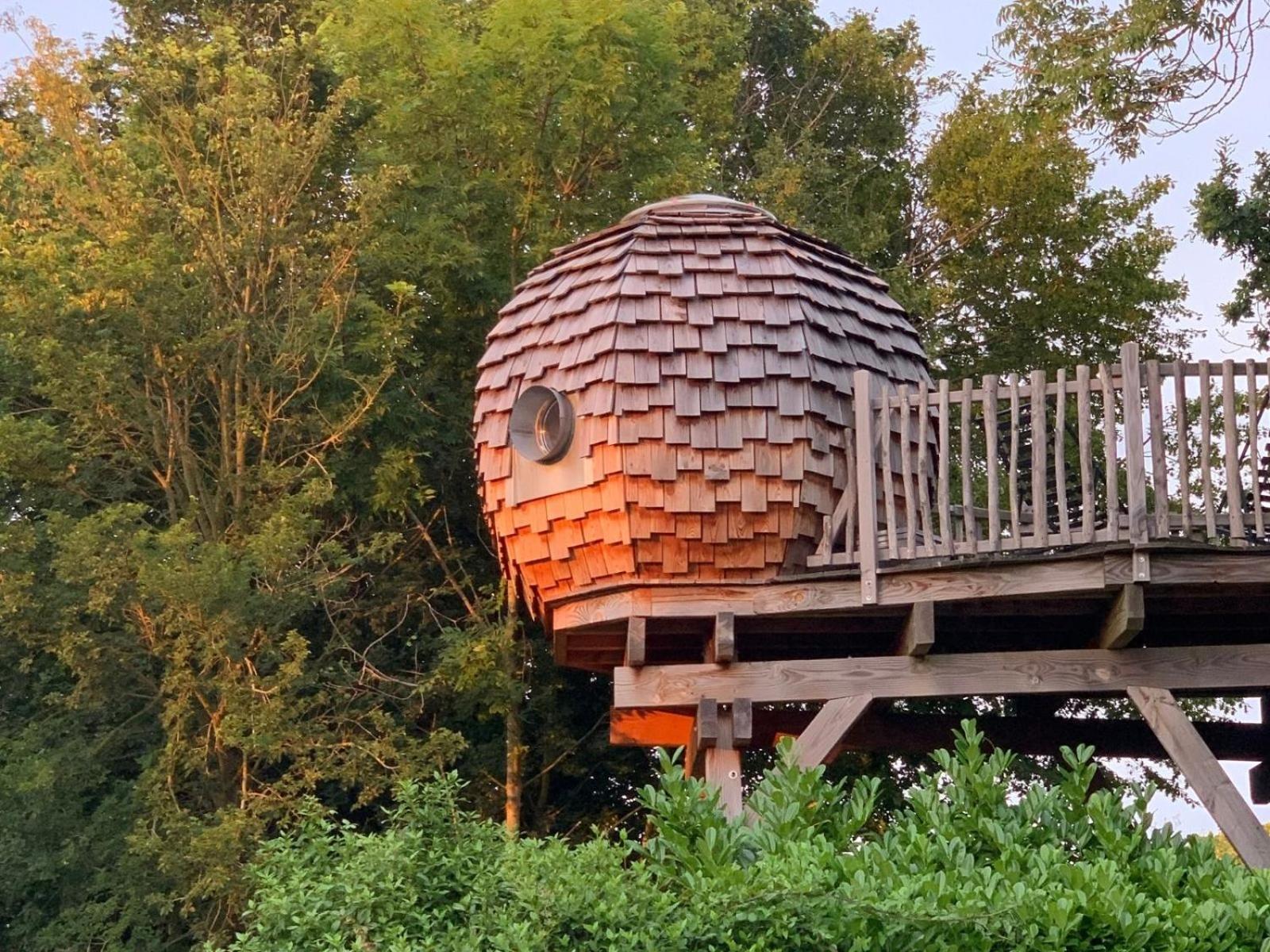 La Ville Es Renais - Ferme Et Maison D'Hotes Insolite Erquy Exterior foto